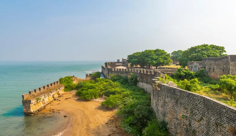 Saurashtra Tour Package – Divine &amp; Heritage Tour of Gujarat 6 Days / 5 Nights 7